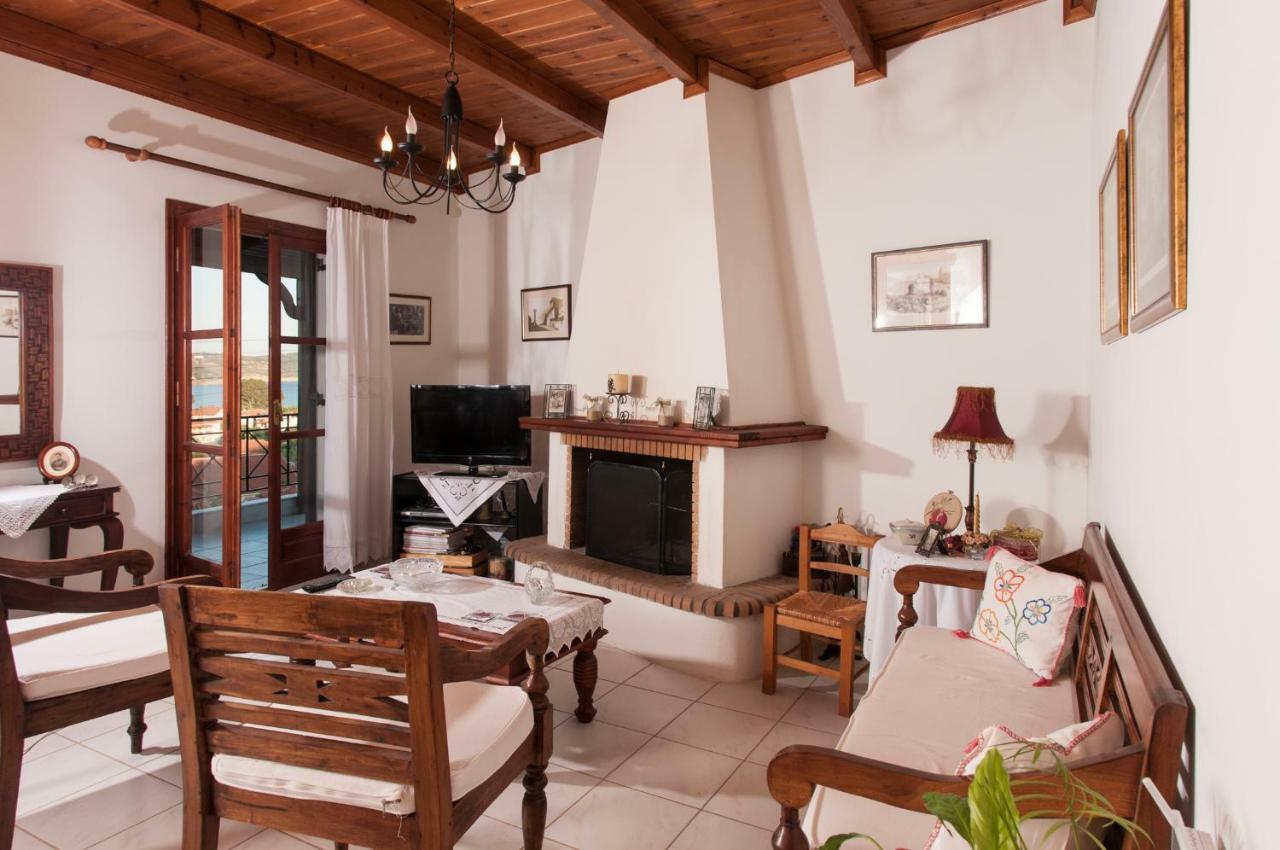 The House Of "Angelina", Magnificent View Of The Sea Lejlighed Methoni  Eksteriør billede